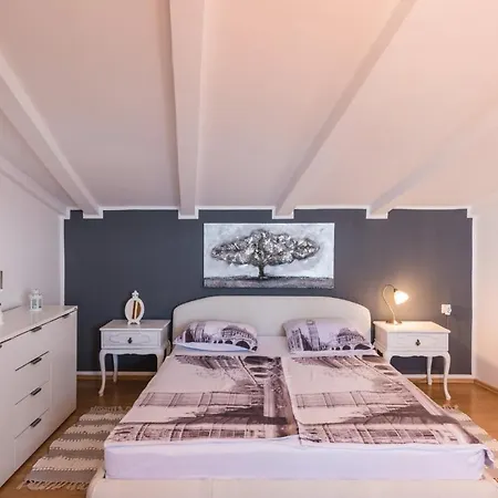 Mlikota Apartament